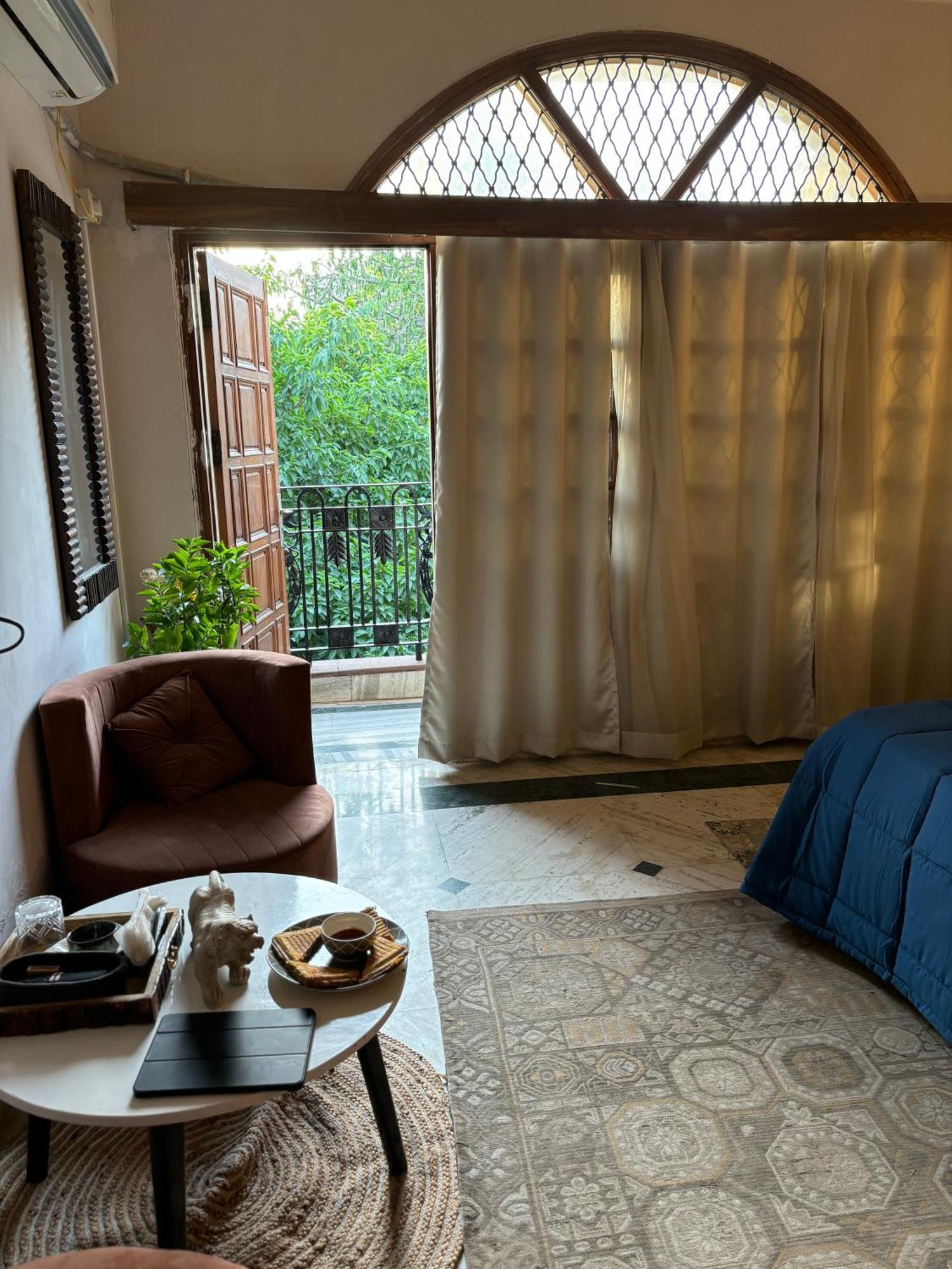 Atharva'S Homestay By Goaround Homes - Nehru Enclave Metro, South Delhi New Delhi Exterior foto