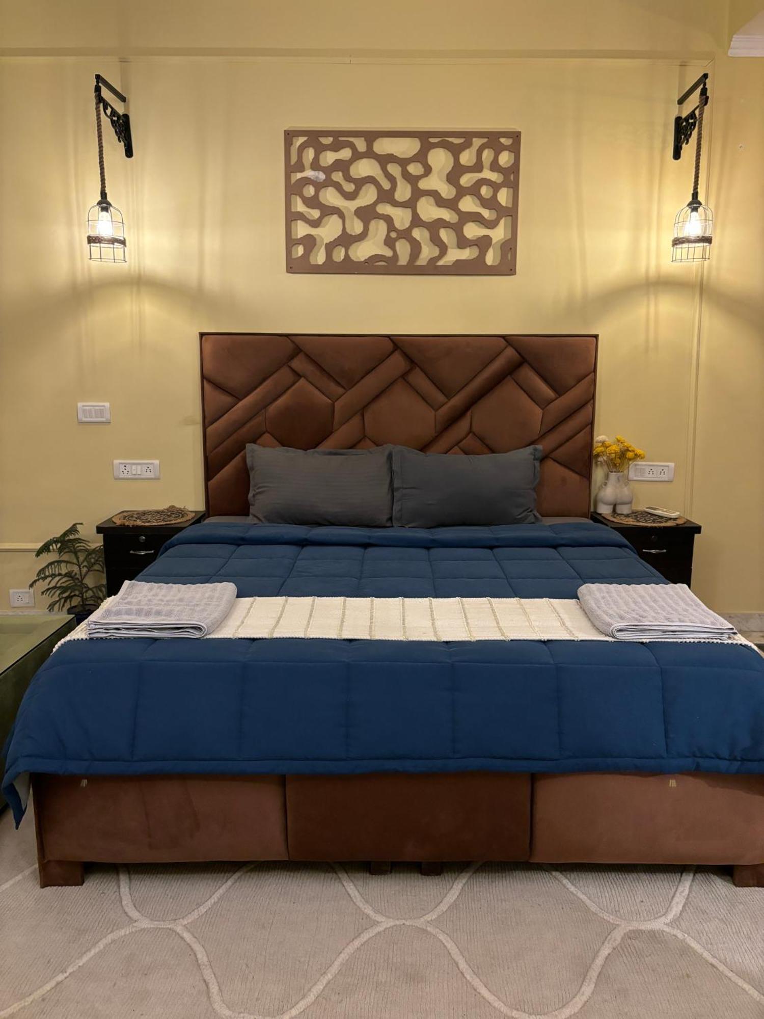 Atharva'S Homestay By Goaround Homes - Nehru Enclave Metro, South Delhi New Delhi Exterior foto