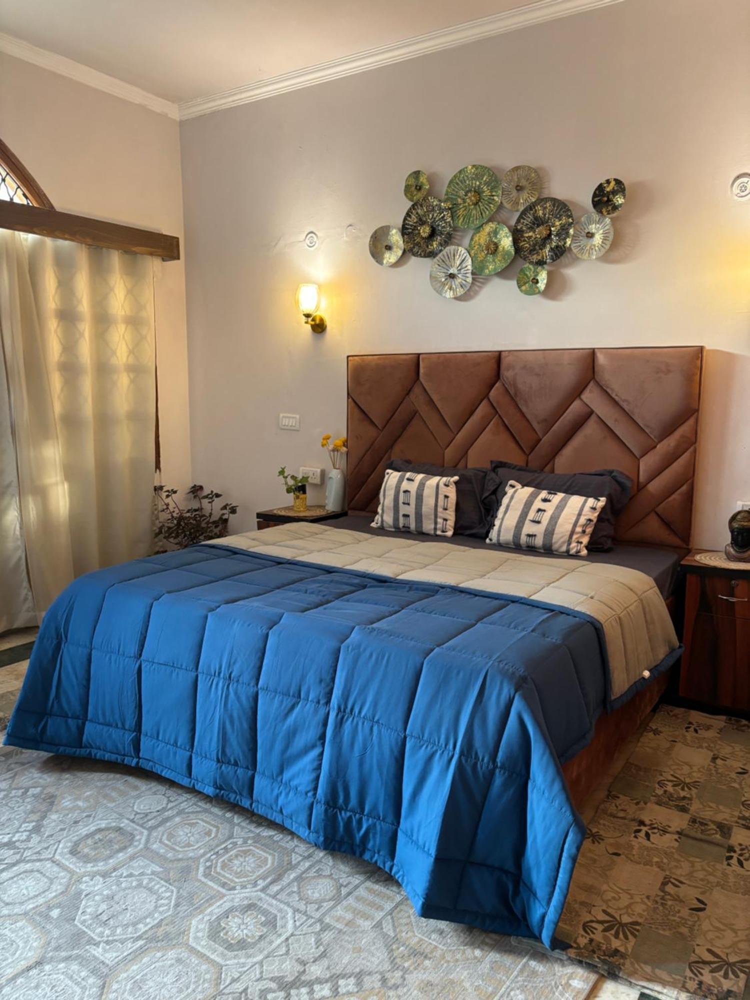 Atharva'S Homestay By Goaround Homes - Nehru Enclave Metro, South Delhi New Delhi Exterior foto