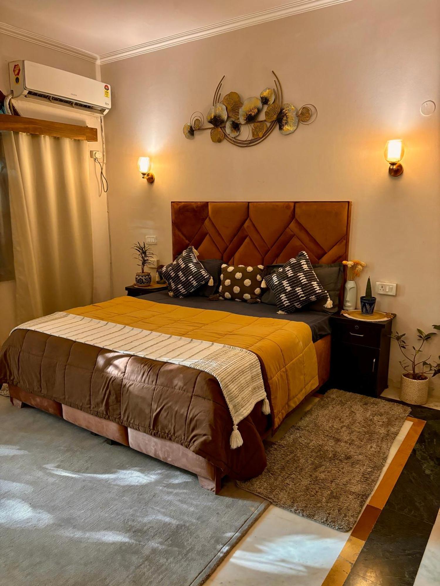 Atharva'S Homestay By Goaround Homes - Nehru Enclave Metro, South Delhi New Delhi Exterior foto