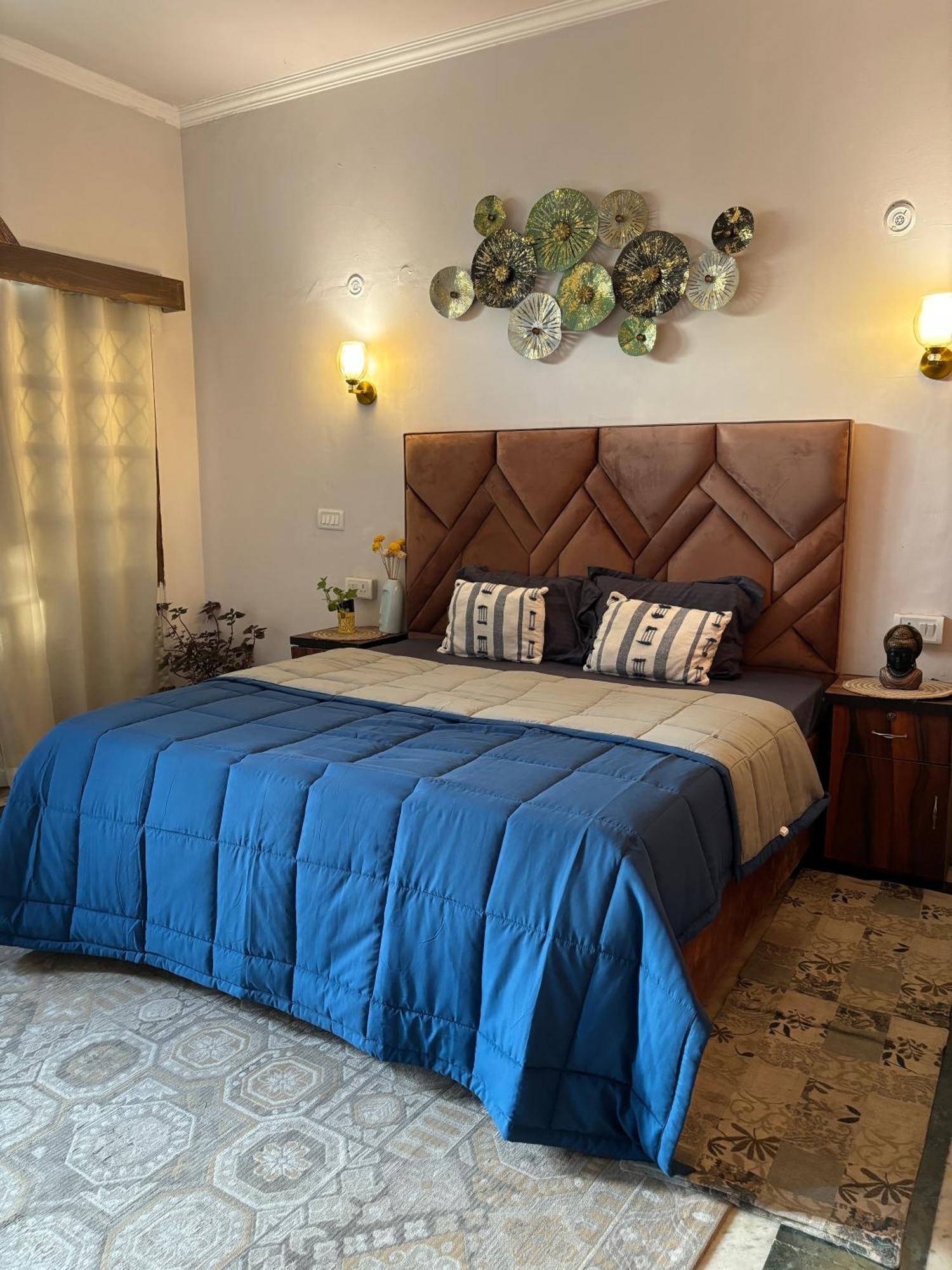 Atharva'S Homestay By Goaround Homes - Nehru Enclave Metro, South Delhi New Delhi Exterior foto