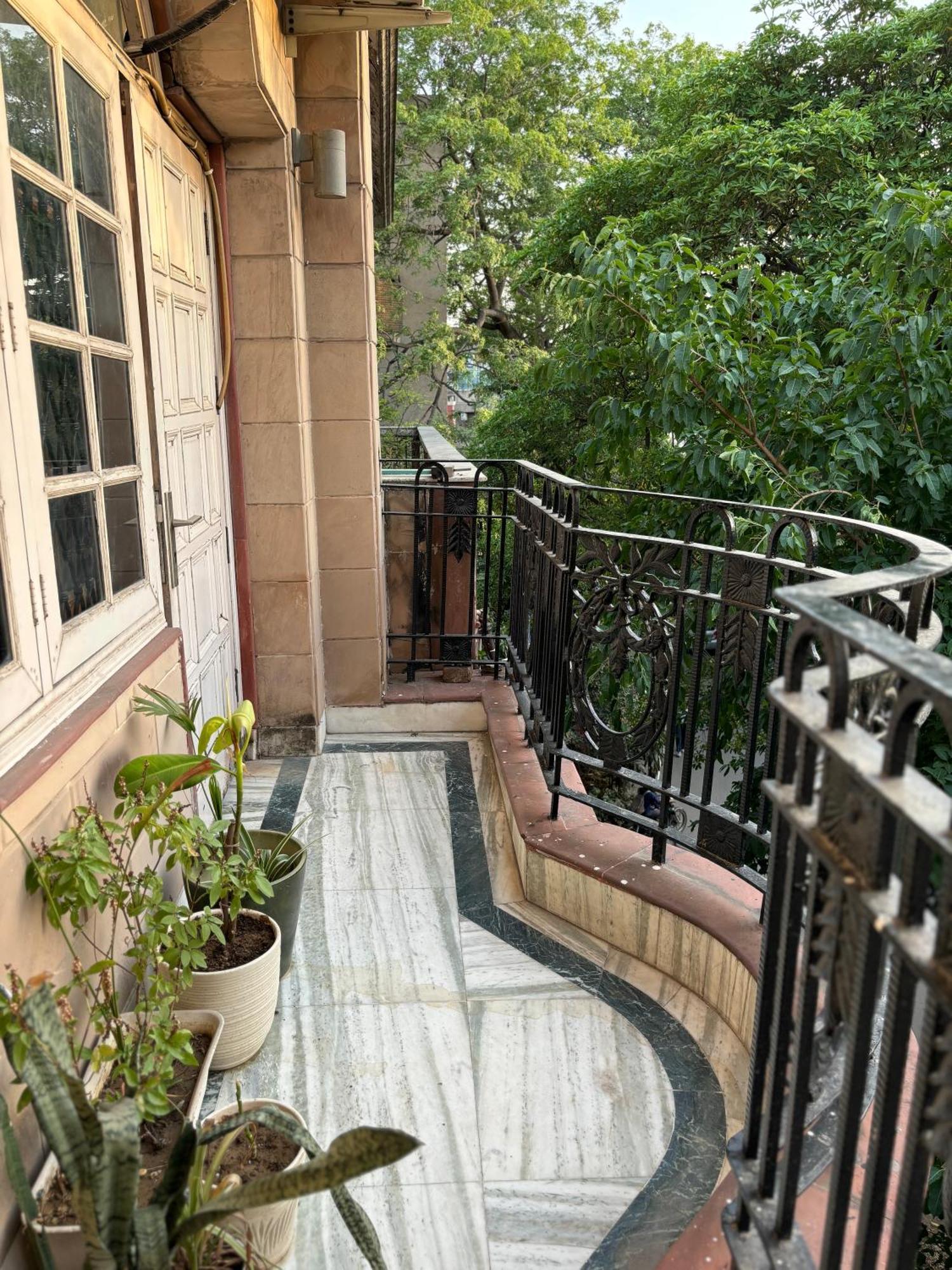 Atharva'S Homestay By Goaround Homes - Nehru Enclave Metro, South Delhi New Delhi Exterior foto